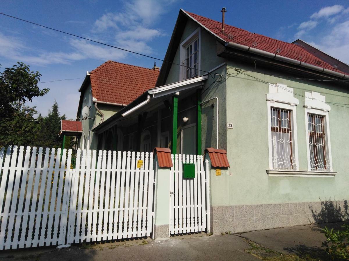 Orgona Vendégház Miskolc Exterior foto